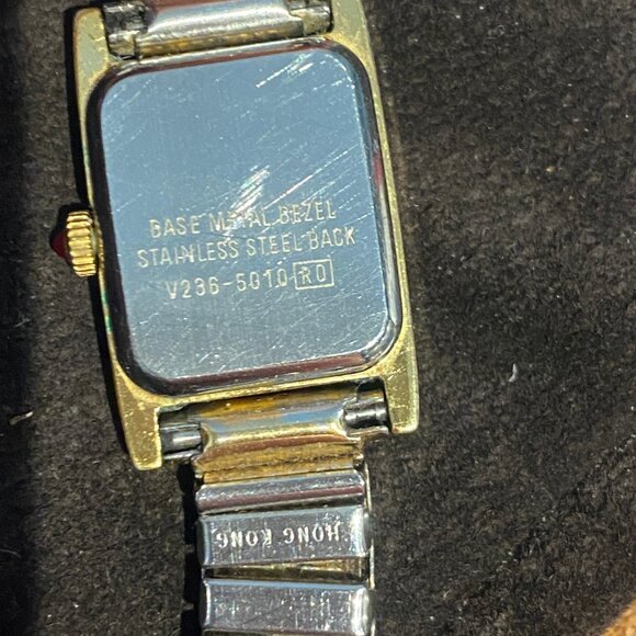 vintage Lorus by Seiko ladies tank Watch square small  preowned - Picture 6 of 9